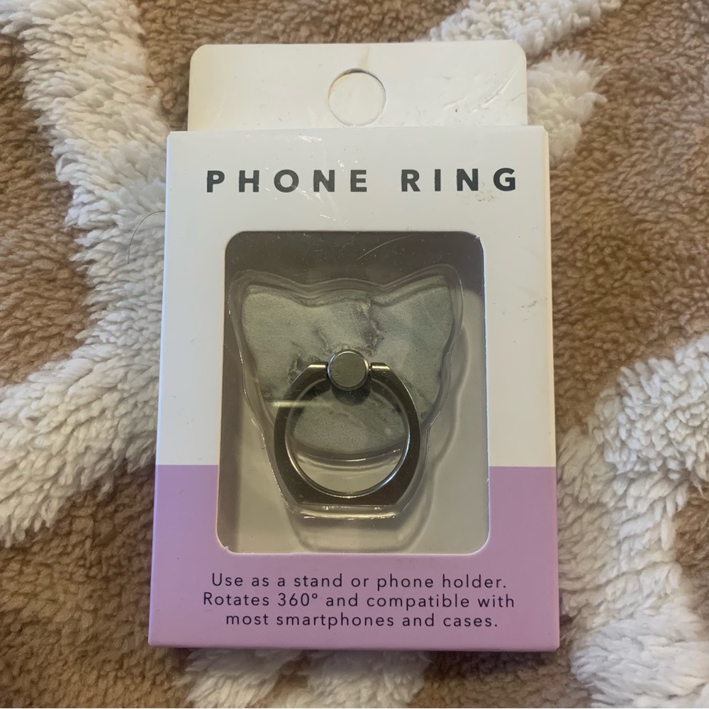 Marble cat phone ring